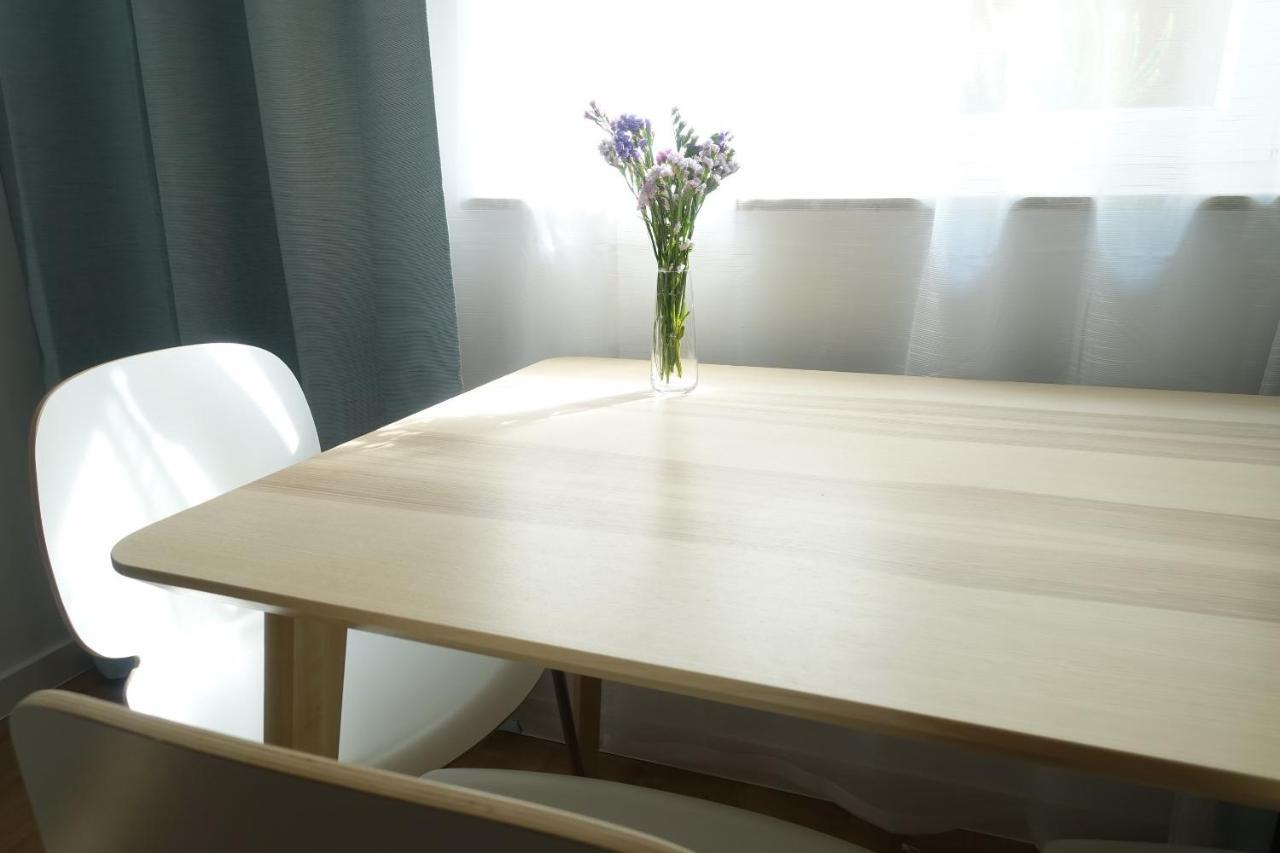 Three Rooms Apartment — Photos 3